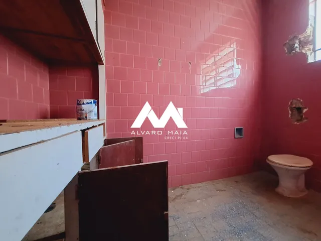 Imagem 4: Casa Duplex - 7 quartos - Varanda / Três Andares - Próximo ao Funcionários