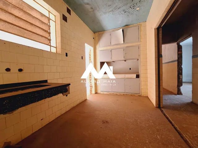 Imagem 9: Casa Duplex - 7 quartos - Varanda / Três Andares - Próximo ao Funcionários