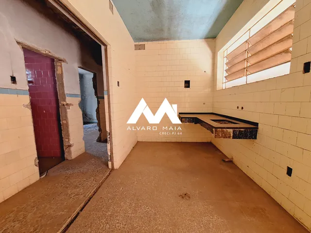 Imagem 2: Casa Duplex - 7 quartos - Varanda / Três Andares - Próximo ao Funcionários