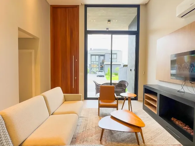 Imagem 6: Casa de Condomínio À Venda em Xangri-Lá, Centro, com 4 Quartos, 150M²