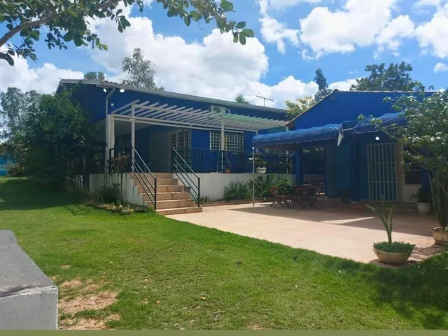 Imagem 5: Chácara À Venda Perto de Cuiabá com Casa, Piscina, Campo, Rio e Área Ampla para Lazer