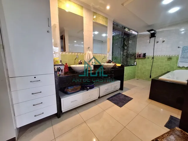 Imagem 16: Casa com 4 Quartos com 272,37m² no Residencial San Nicolas na Serraria