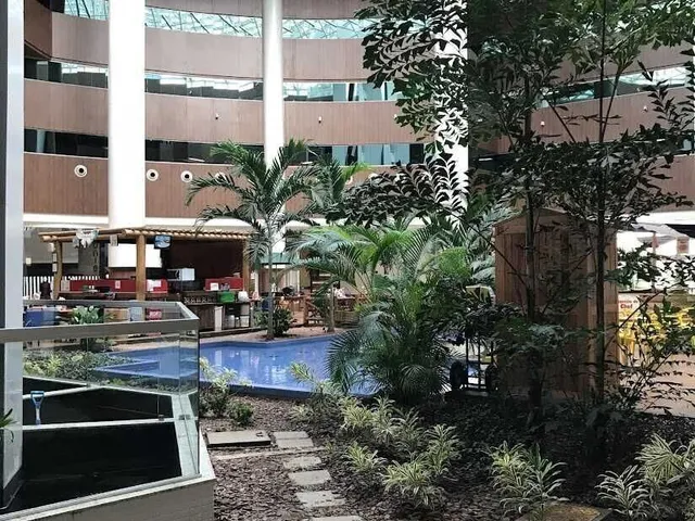 Imagem 6: Vendo em Oportunidade Apartamento nascente vista mar , suíte reformado, mobiliado e