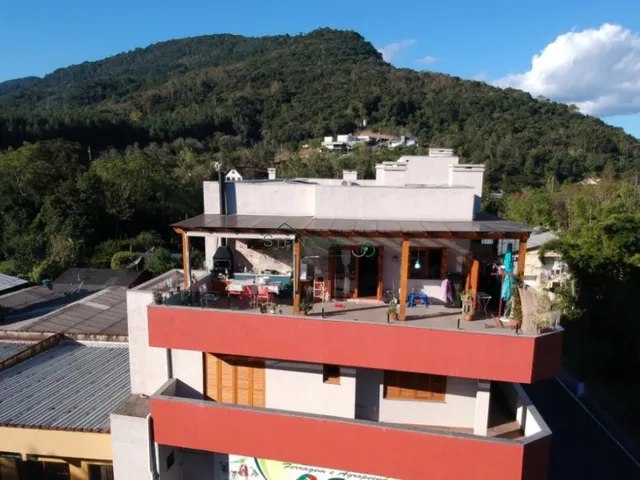 Imagem: Cobertura com 2 Dormitorio(S) Localizado(A)