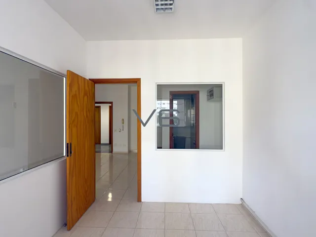 Imagem 13: Sala Comercial em edifício com 37,43 m² privativos, no Centro, Curitiba-PR