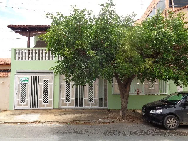 Imagem: Casa Residencial em Montes Claros - Mg
