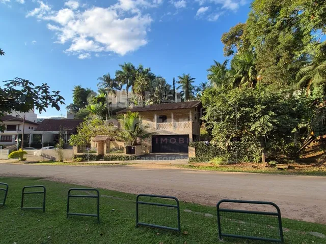 Imagem 13: CASA COM 4 DORMITÓRIOS SENDO 1 SUÍTE MASTER E AMPLO TERRENO