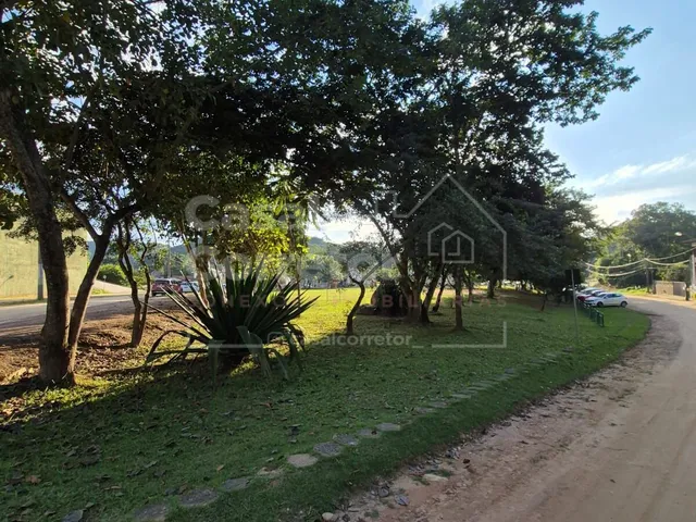 Imagem 15: CASA COM 4 DORMITÓRIOS SENDO 1 SUÍTE MASTER E AMPLO TERRENO