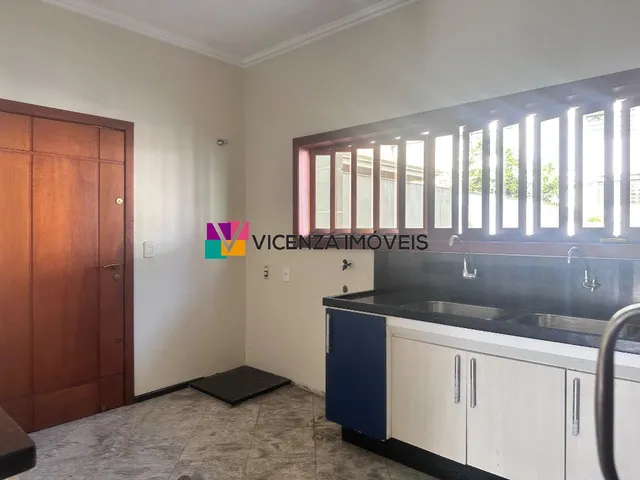 Imagem 3: Imóvel residencial e comercial, com 422 m2, bairro Glória, Joinville/SC