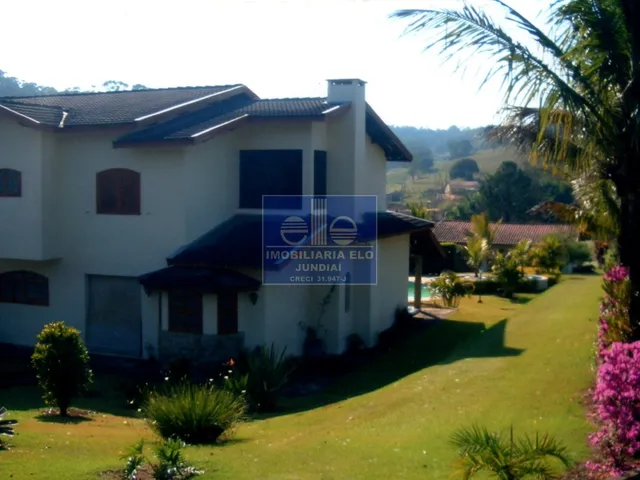 Imagem: A fazenda possui 4 Dormitórios, 2 Suítes, 7 Banheiros, 4