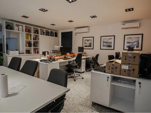 Imagem 14: Sala Comercial À Venda em Perdizes, Sp: 1 Banheiro, 2 Vagas - 52M² - Confira!