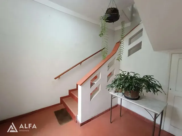 Imagem 15: Casa ampla com 3 quartos, suíte com banheira e terraço no Centro – 2 vagas de garagem