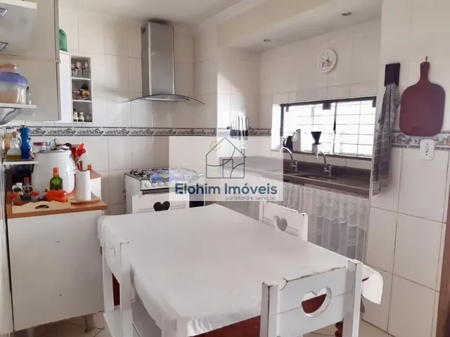 Imagem 15: Casa à venda no bairro Centro - Macaé/RJ