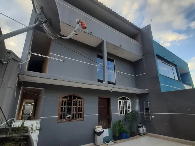 Imagem 13: Sobrado Triplex à venda em Curitiba-PR, no bairro Sítio Cercado! Com 4 quartos, 1