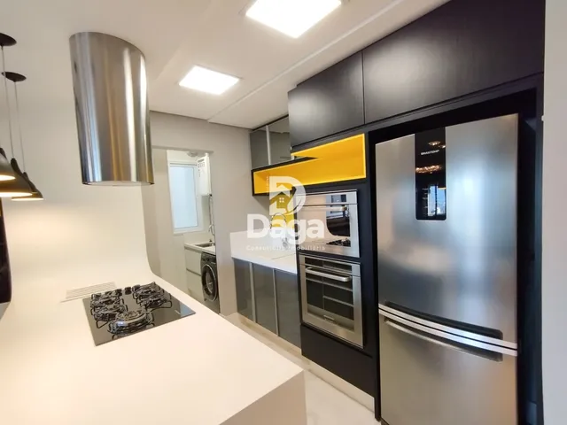Imagem 7: Apartamento na Agronômica, 3 dormitórios, sendo 1 suite - Florianópolis/SC