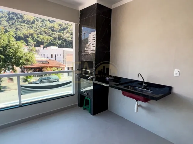 Imagem 3: CASA RESIDENCIAL em SANTOS - SP, MARAPÉ
