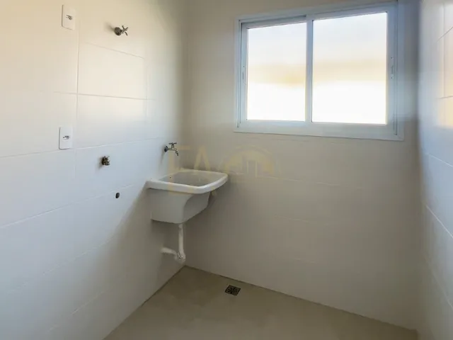 Imagem 2: CASA RESIDENCIAL em SANTOS - SP, MARAPÉ