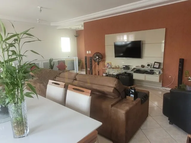 Imagem 1: CASA RESIDENCIAL em SANTOS - SP, SANTA MARIA