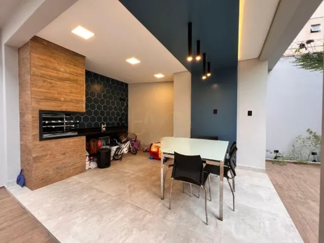 Imagem 13: Linda casa na Ponta da Praia com 3 dormitórios e 3 suítes