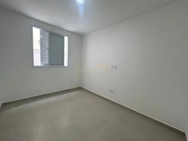 Imagem 6: Casa 3 Dormitórios com 3 suítes, Sala de estar e sala de jantar, Cozinha, 5 Banheiro e