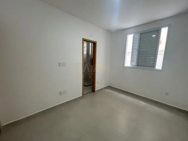 Imagem 16: Casa 3 Dormitórios com 3 suítes, Sala de estar e sala de jantar, Cozinha, 5 Banheiro e