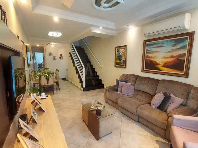 Imagem: CASA RESIDENCIAL em SANTOS - SP, APARECIDA