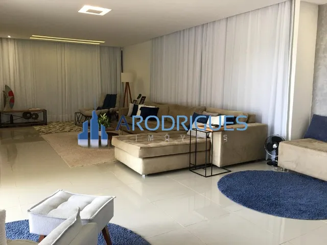 Imagem: Casa à Venda em Condomínio de Alto Padrão