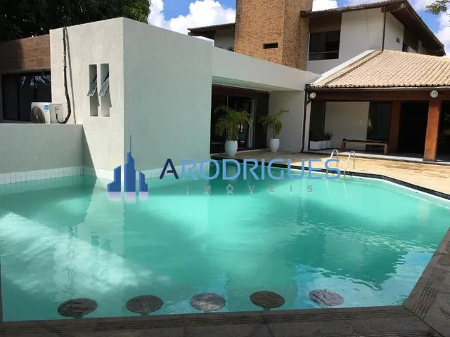 Imagem 2: Casa à Venda em Condomínio de Alto Padrão no Portão - Lauro de Freitas-BA: 6 quartos