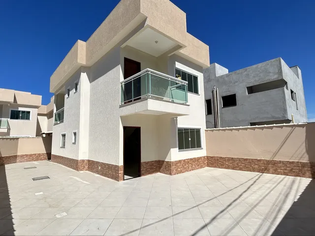 Imagem: Casa À Venda em Rio das Ostras - 3 Quartos