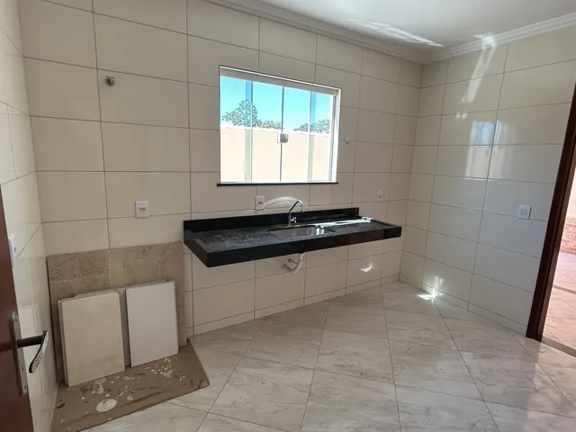 Imagem 5: Casa À Venda em Rio das Ostras - 3 Quartos, 2 Suítes, 3 Vagas, Enseada das Gaivotas