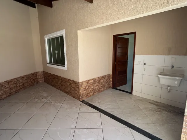 Imagem 7: Casa À Venda em Rio das Ostras - 3 Quartos, 2 Suítes, 3 Vagas, Enseada das Gaivotas