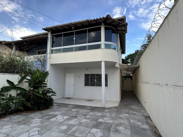 Imagem: Casa com 4 Dormitórios À Venda, 150 M²