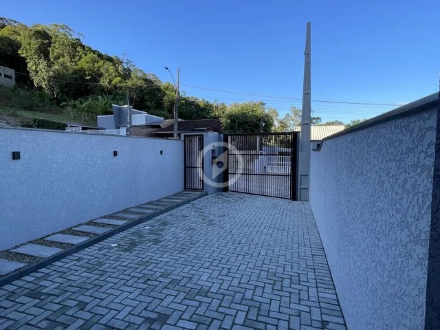 Imagem 4: Sobrado geminado Alto Padrão Suíte + 2 quartos