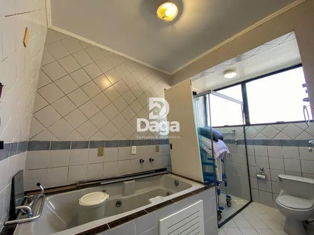 Imagem 6: Apartamento de 3 Suítes no bairro da Agronômica