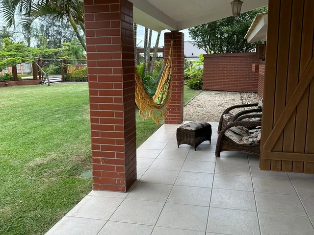 Imagem 13: Casa 4 dormitórios em amplo terreno em Atlântida