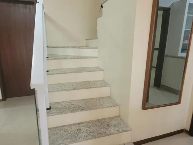 Imagem 2: Casa sobrado de esquina em Noiva do Mar