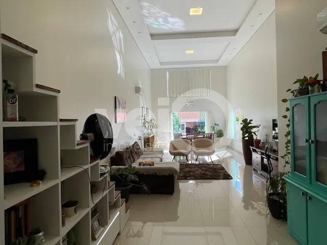 Imagem 2: Casa 230M2 Construídos, 4 Suítes À Venda , Próximo À Vila A, Foz do Iguacu - Pr