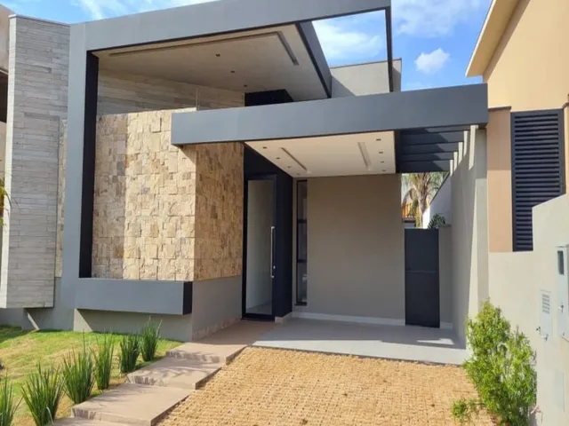 Imagem: Linda Casa Térrea em Cond. Fechado em Excelente
