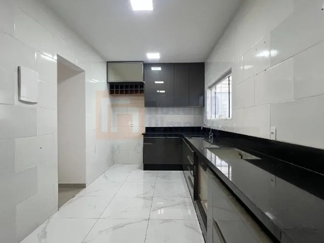 Imagem 15: Excelente Casa Triplex à Venda em Vargem Pequena com 220m² e Terreno 180m² com 3