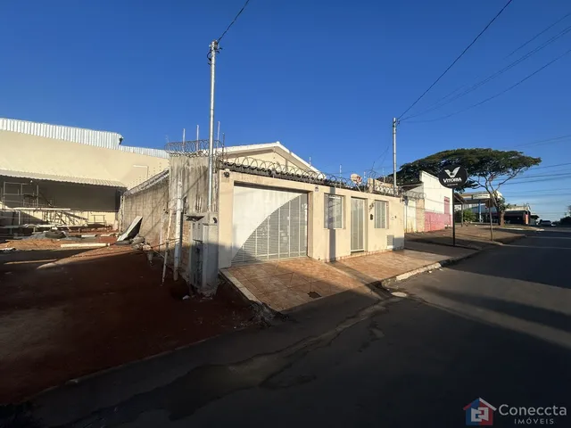 Imagem: Casa à Venda no Bairro Sebastião Amorim