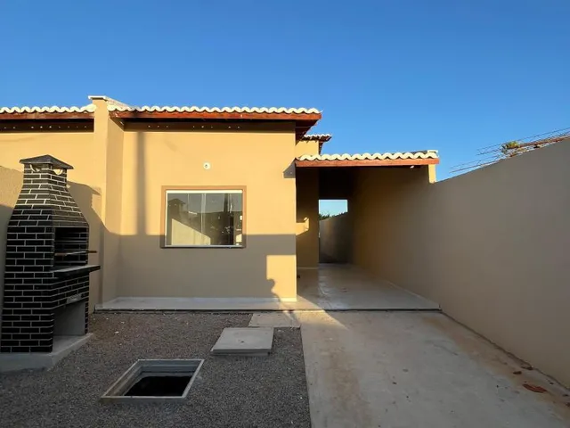 Imagem: Casa com 2 Quartos À Venda no no Bairro