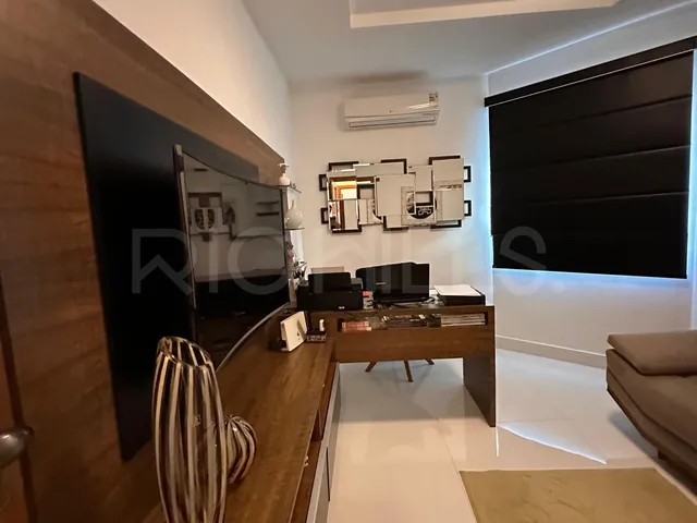 Imagem 7: Casa Duplex em Condomínio, com 5 quartos e 330m², à venda em Piratininga, Niterói/RJ