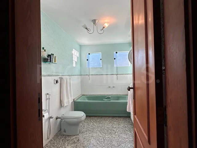 Imagem 4: Casa Duplex em Condomínio, com 5 quartos e 330m², à venda em Piratininga, Niterói/RJ