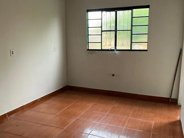 Imagem 12: Aluga Casa, na Rua Tarumã