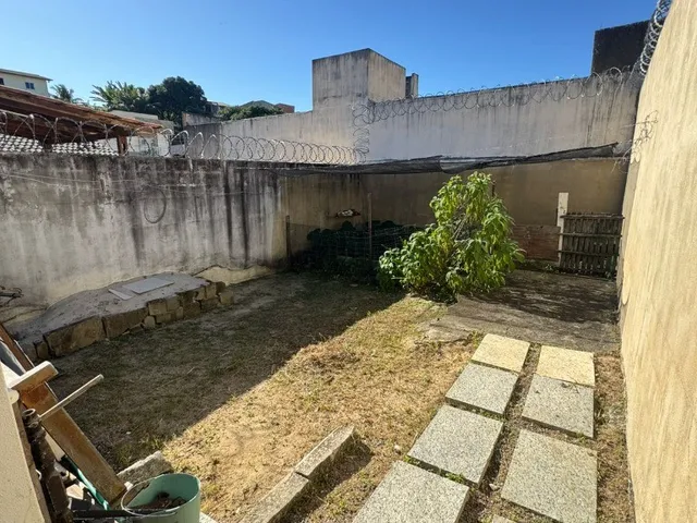 Imagem 4: Locação Anual- Casa Linear no Bairro santa Monica com 02 Quartos, Sala de Estar, Sala