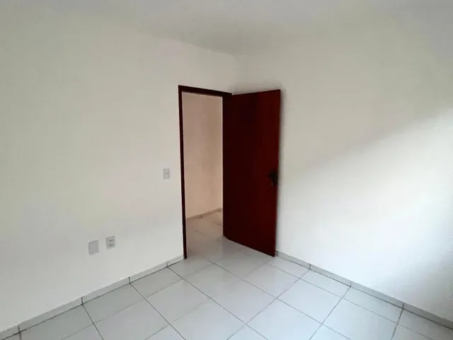 Imagem 11: Casa com 3 Quartos À Venda no Gereraú - Conforto, Quintal e Localização