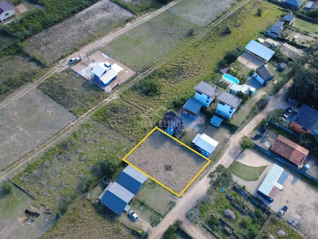 Imagem: Terreno à venda no bairro Praia do Rosa