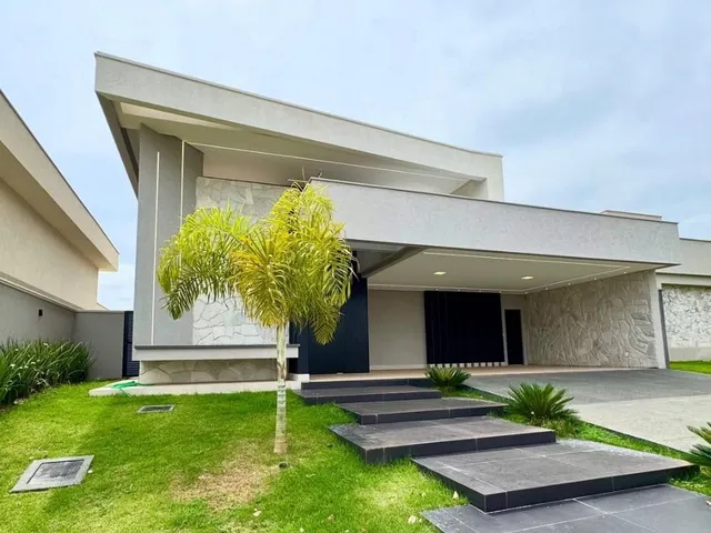 Imagem 9: Casa de Luxo com 4 Suítes, Piscina e Acabamento Premium no Portal do Sol Green