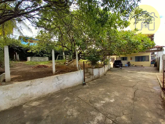 Imagem: Vendo ótima casa com excelente terreno