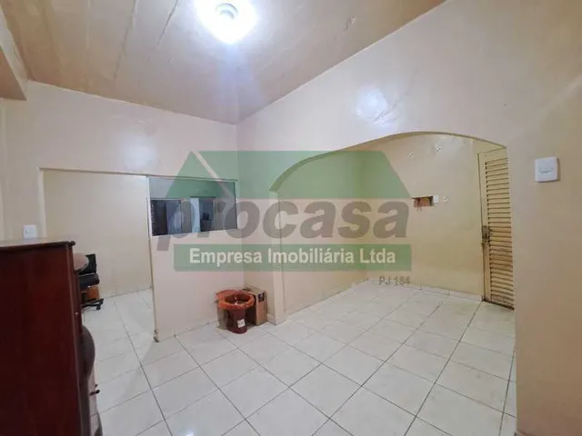 Imagem 2: Casa de rua / Residencial / Raiz